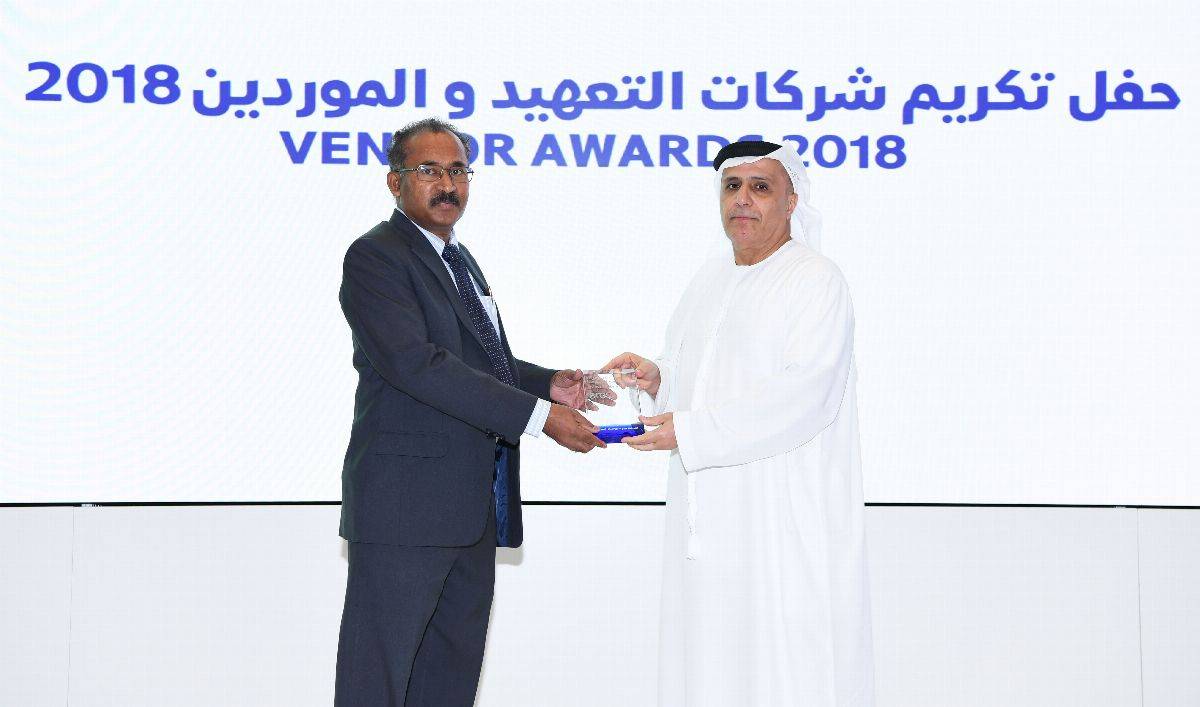 طرق دبي تكرم أفضل المتعهدين والموردين لعام 2018 مع استحداث فئتين جديدتين