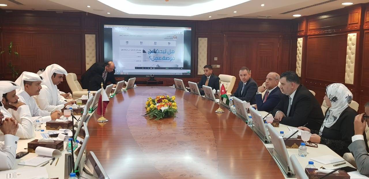 البطاينة يلتقي نظيره القطري حول ملف التشغيل