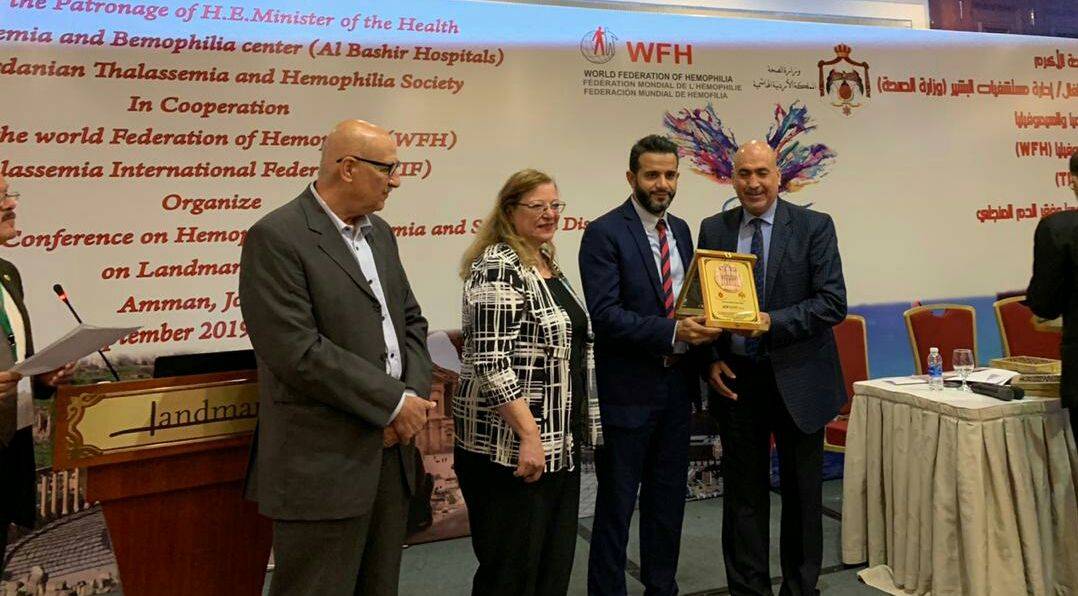 معالي الدكتور كامل ابو جابر يرعى الحفل السنوي لنادي الفحيص الأرثوذكسي