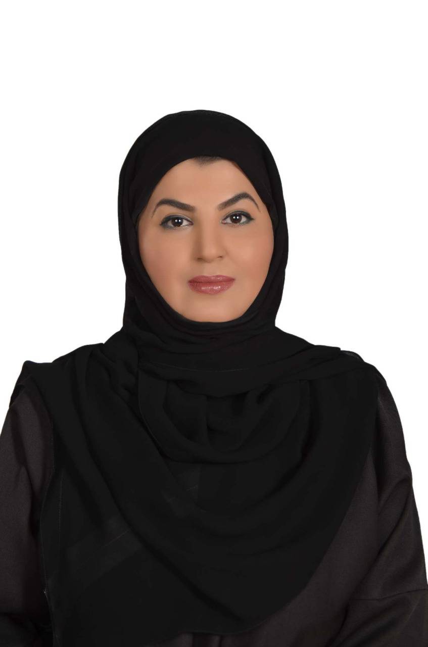 فاطمة المهيري تترشح عن إمارة الشارقة لانتخابات المجلس الوطني