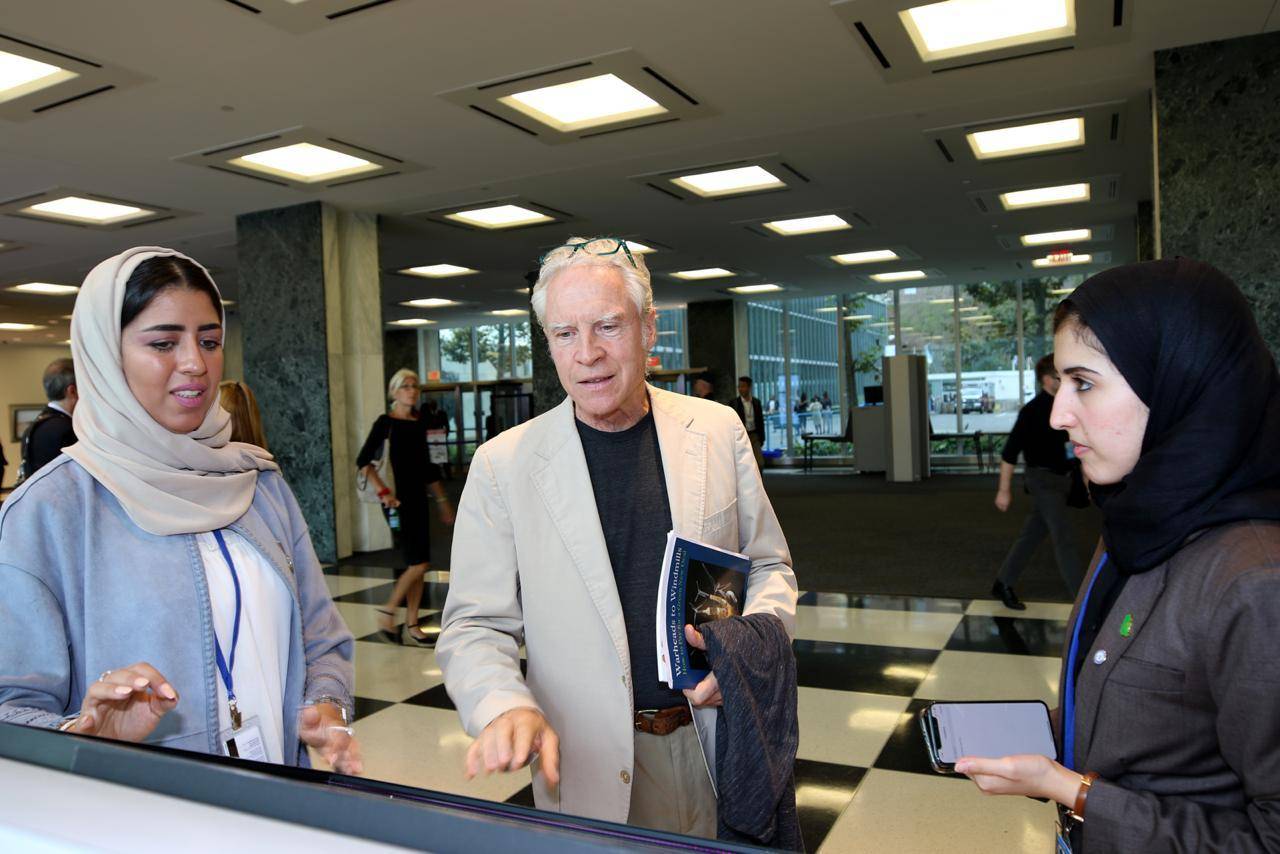 مشاركة فاعلة للمرأة السعودية للتعريف بالجهود التنموية للمملكة