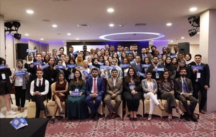 طالبة من فيلادلفيا تشارك في مؤتمر نموذج الشباب العربي الدولي للأمم المتحدة