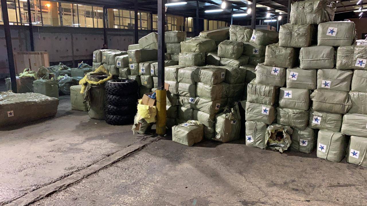 الجمارك الاردنية تحبط تهريب العاب نارية وسجائر الكترونية 