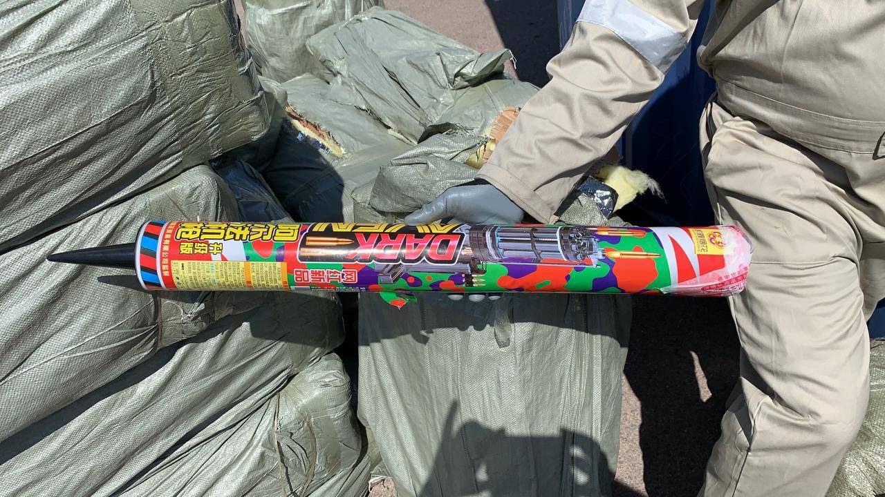 الجمارك الاردنية تحبط تهريب العاب نارية وسجائر الكترونية 