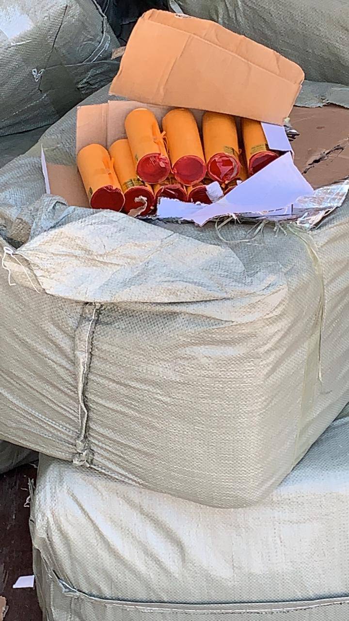 الجمارك الاردنية تحبط تهريب العاب نارية وسجائر الكترونية 