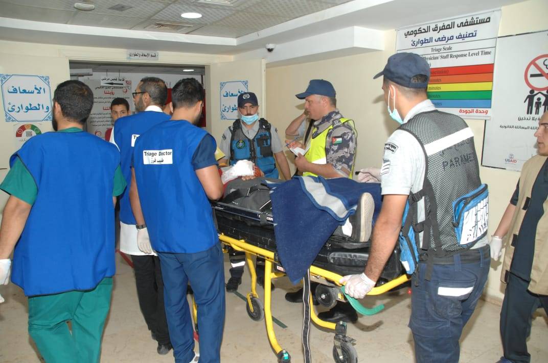 الدفاع المدني وبالتعاون مع وزارة الصحة والمكتب الألماني الفدرالي  ينفذ  تمريناً لحادث وهمي مفترض في محافظة المفرق