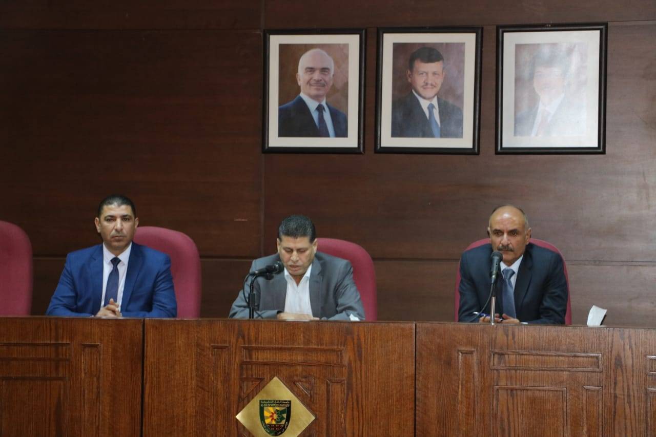 الشرعه والعزب ممثلان عن كليه عمان الجامعيه في مجلس جامعة البلقاء التطبيقية