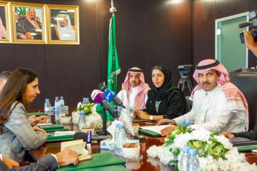 إعمار اليمن والاسكوا يبحثان تحقيق التنمية في اليمن