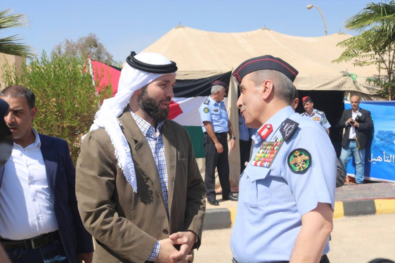 انطلاق فعاليات البطولة العسكرية الدولية الأولى لالتقاط الأوتاد بالزرقاء