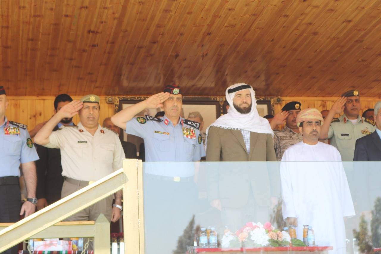 انطلاق فعاليات البطولة العسكرية الدولية الأولى لالتقاط الأوتاد بالزرقاء