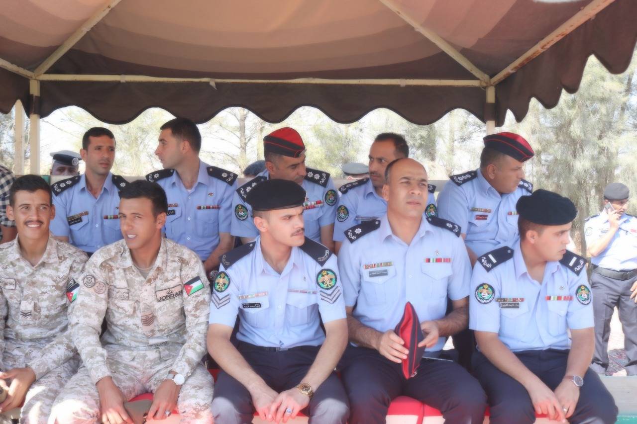 انطلاق فعاليات البطولة العسكرية الدولية الأولى لالتقاط الأوتاد بالزرقاء