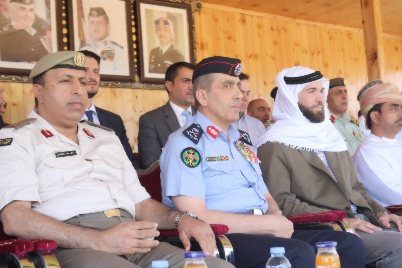 انطلاق فعاليات البطولة العسكرية الدولية الأولى لالتقاط الأوتاد بالزرقاء