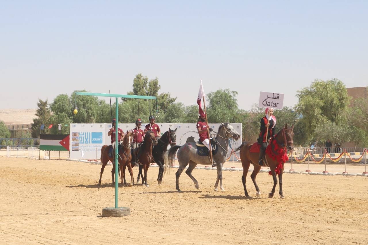 انطلاق فعاليات البطولة العسكرية الدولية الأولى لالتقاط الأوتاد بالزرقاء