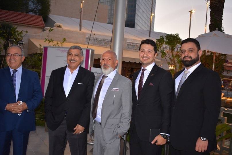 اطلاق العلامة التجارية الخاصة amraland، وهو مشروع لإنتاج وبيع وتصدير منتجات وطنية.