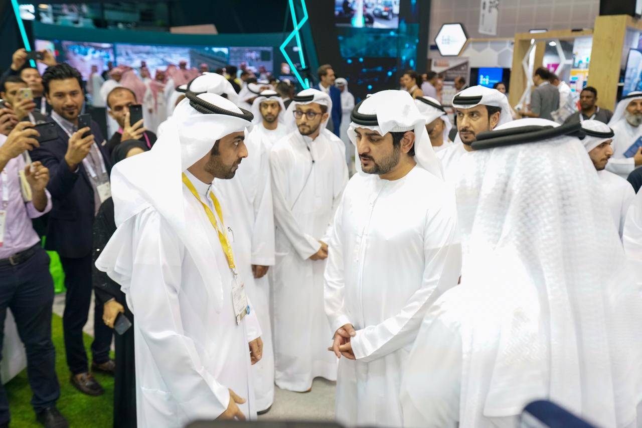 سمو الشيخ مكتوم بن محمد بن راشد آل مكتوم نائب حاكم دبي يزور جناح حكومة الشارقة  في أسبوع جيتكس للتقنية 2019 
