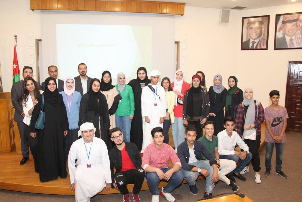 المجلس الاعلى للامومة والطفولة يزور المخيم الاماراتي للاجئين في الاردن وينفذ عدداً من الورش التدريبية لاطفال المخيم