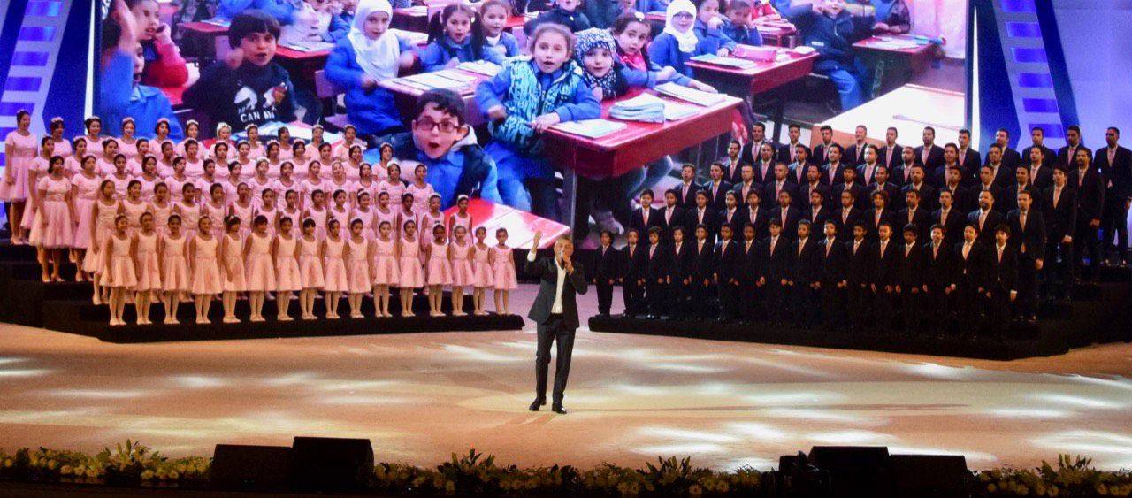 بحضور السيسي .. عمر العبداللات يبهر الجميع في القاهرة