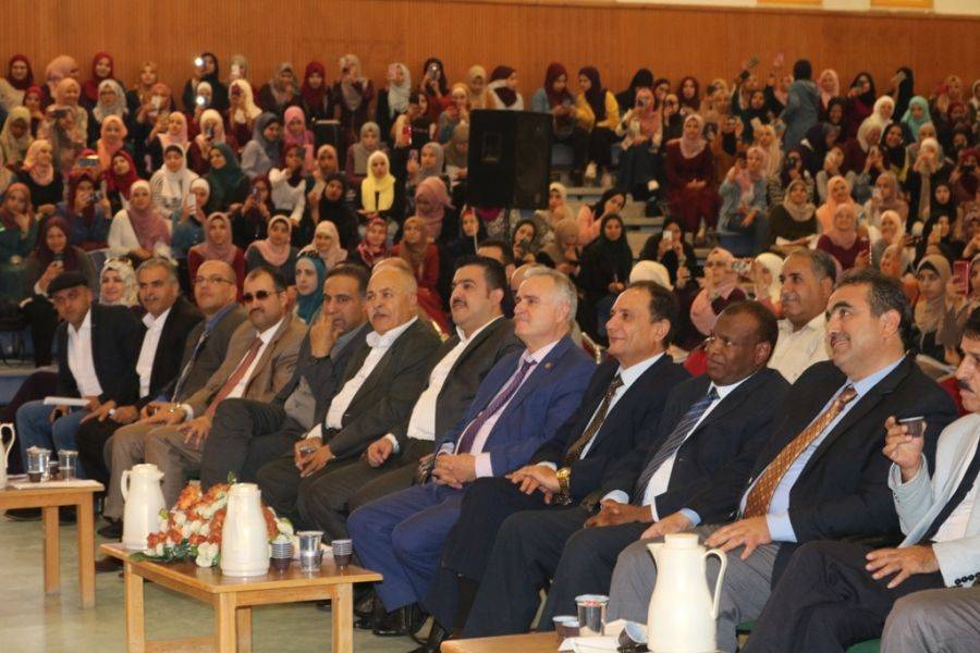 رئيس جامعة الحسين بن طلال يرعى حفل استقبال الطلبة الجدد