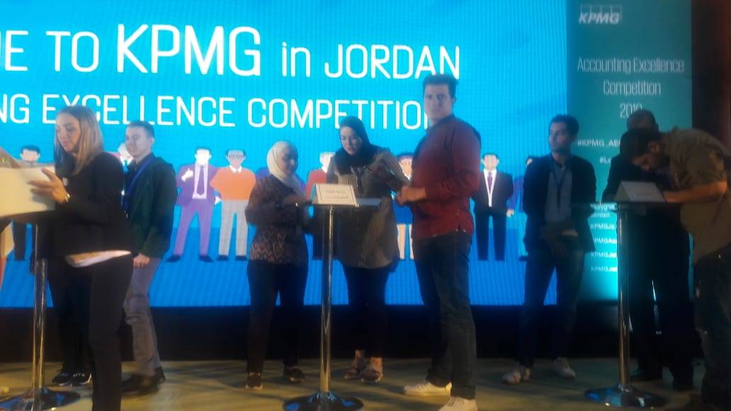 طلبة المحاسبة في البلقاء التطبيقية يحصدون المركز الأول في مسابقة مؤسسة كي بي ام جي للتميز المحاسبي على مستوى الجامعات الأردنية