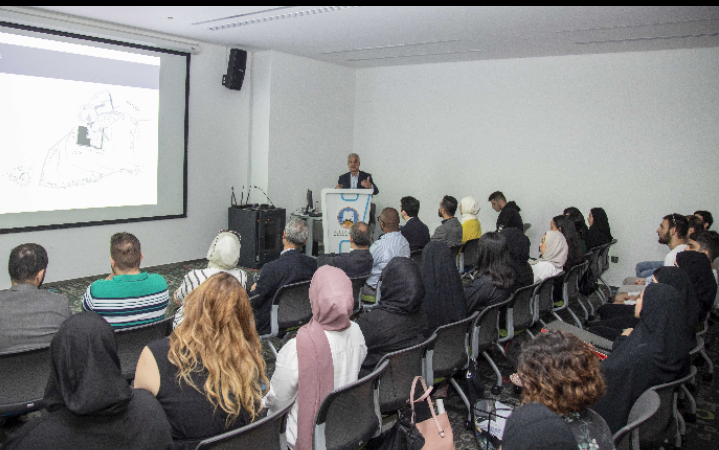 محاضرة  عمارة المساجد من التقلیدي إلى المعاصر في جامعة عجمان