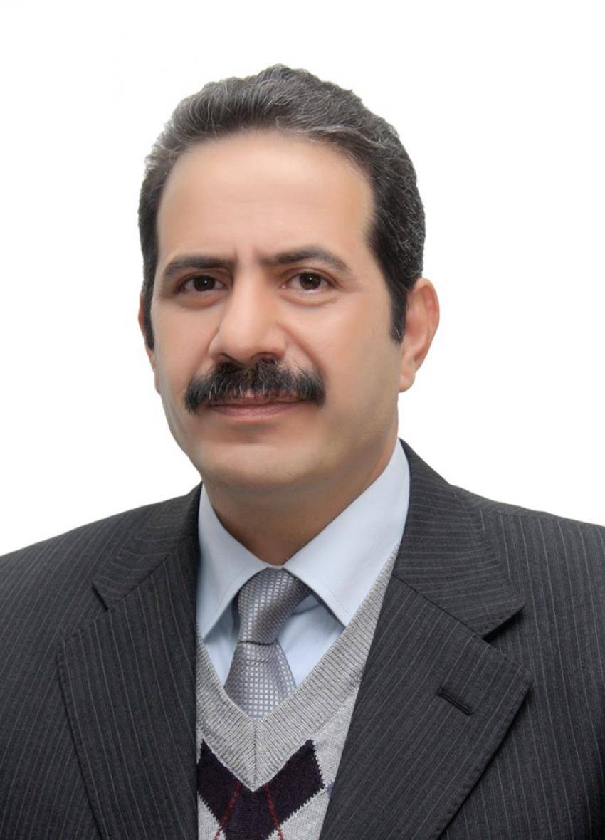 أستاذ الأدب والنقد في جامعة فیلادلفیا د.محمد عبید الله یفوز بجائزة كتارا للروایة العربیة 