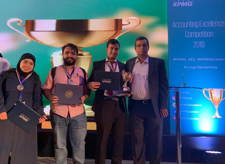 جامعة فیلادلفیا الأولى على الجامعات الخاصة  والثالثة على مستوى الجامعات الأردنیة في مسابقة التمیز المحاسبي