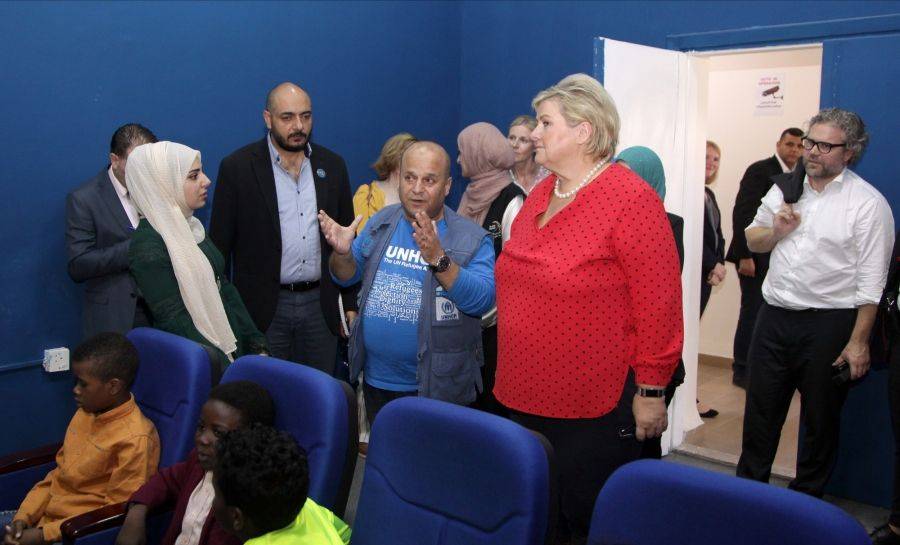 رئيسة وزراء النمسا تطلع على على مشروع لجان الدعم المجتمعي في منطقة النزهة