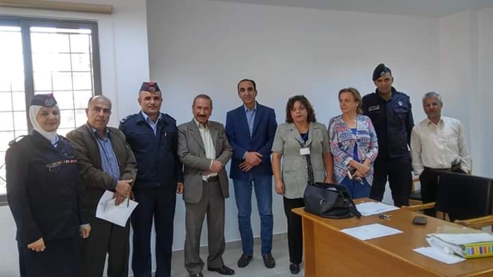 دورة للتعريف بالادارة الملكية لحماية البئية في مركز صحي الفحيص الشامل 