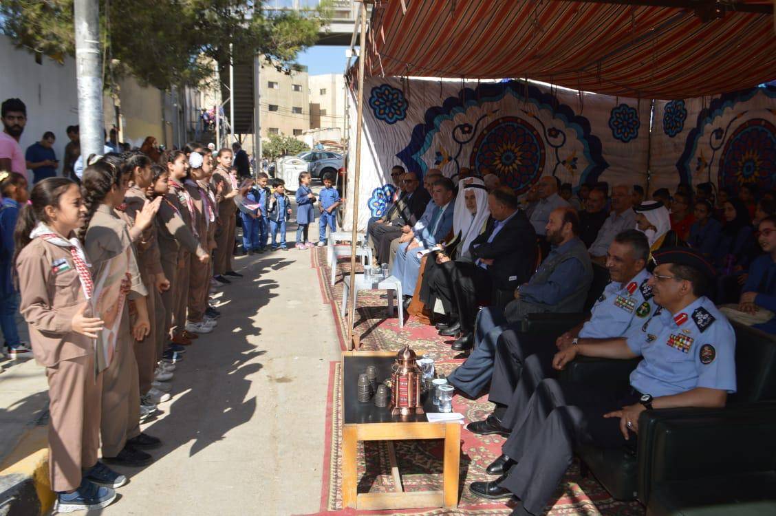 مديريات الشرطة  في المملكة تقيم عدداً من الفعاليات الشعبية التي تدعو للتوعية من مخاطر حوادث السير