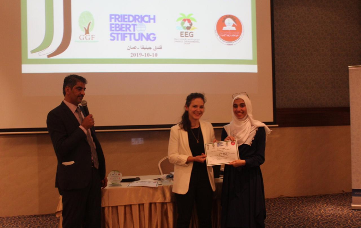 طلبة فیلادلفیا یشاركون في مسابقة التعبیر البیئي