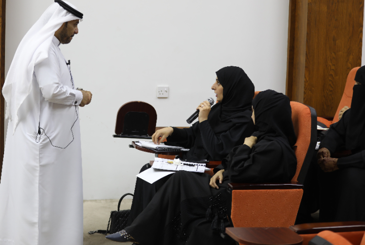 مؤسسة رُوّاد الشارقة تنظم ورشة عمل بعنوان ابدأ  مشروعك ویانا