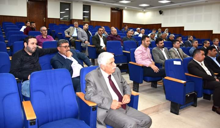 نائب رئيس جامعة جدارا يلتقي أعضاء هيئة التدريس في كلية الإقتصاد والأعمال