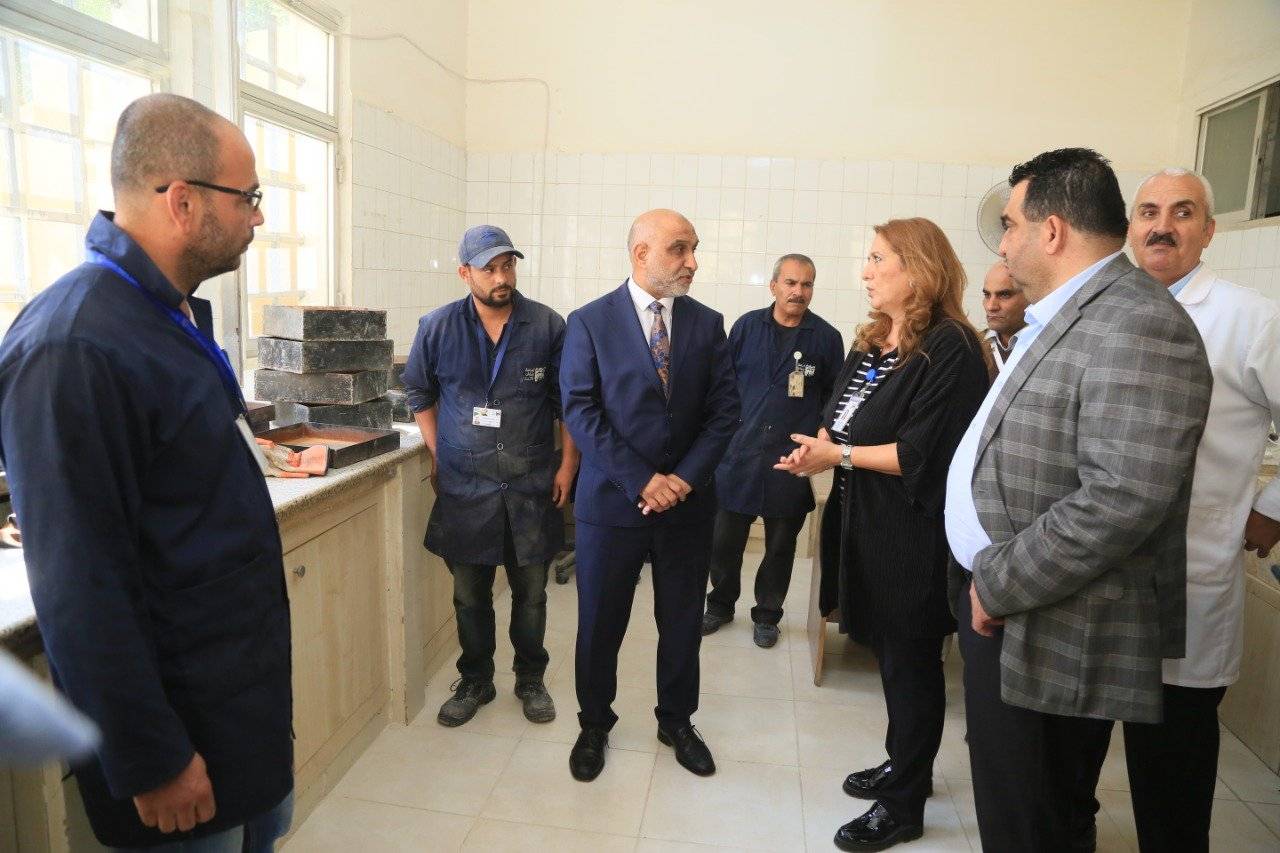 نائب أمين عمان يطلع على إنجازات منطقة بسمان ووحدة المختبرات الإنشائية