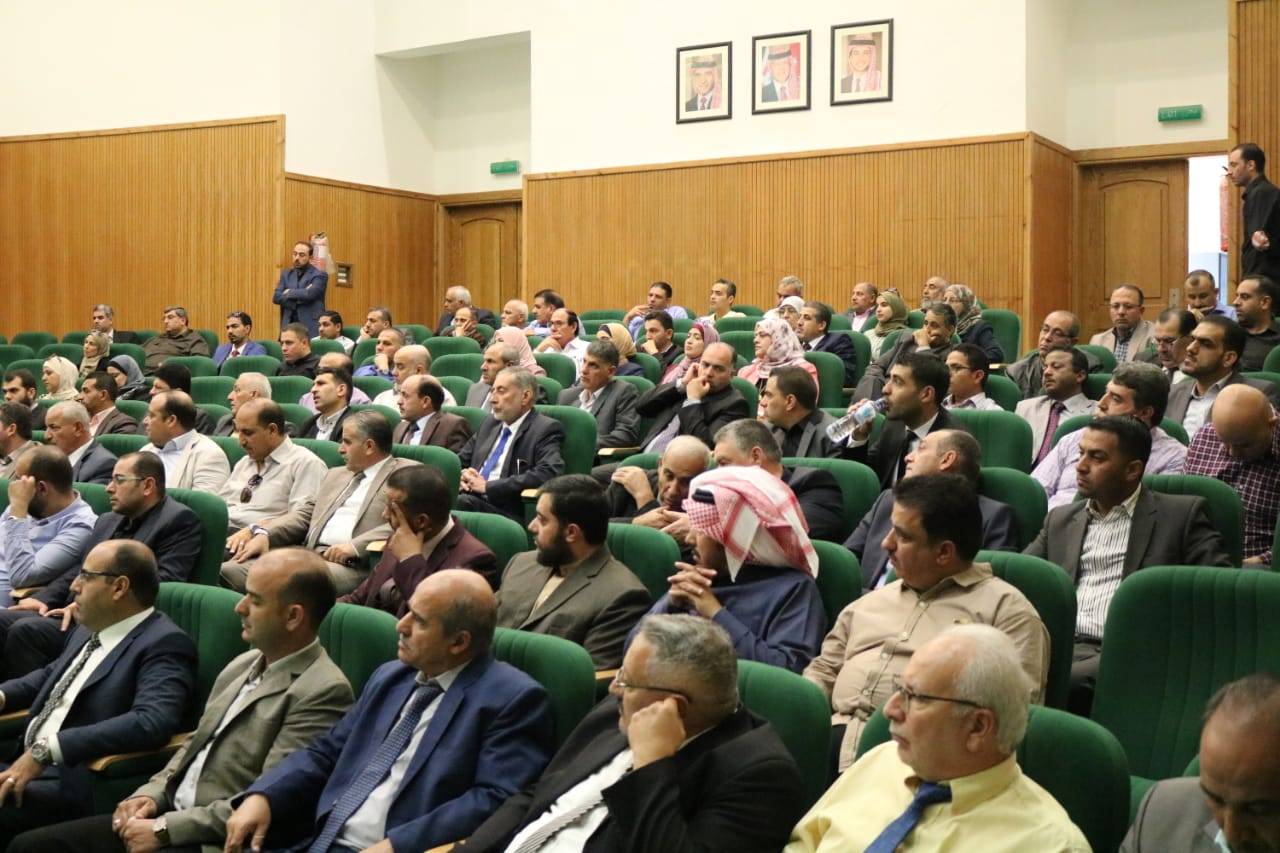 في لقاء مع أعضاء الهيئة التدريسية  أبو كركي: الجودة في التعليم هي ما نصبوا اليه في جامعة الحسين بن طلال