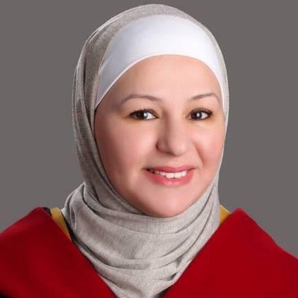 الدكتورة هناء حسين أول استاذه في الهندسه (بروفيسور)  في جميع جامعات المملكه