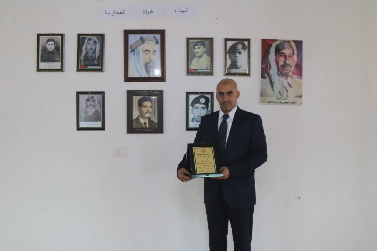 قبيلة العجارمه تكرم ابنها  الضابط هايل الدروبي  لجهوده المميزه في جهاز الأمن العام 