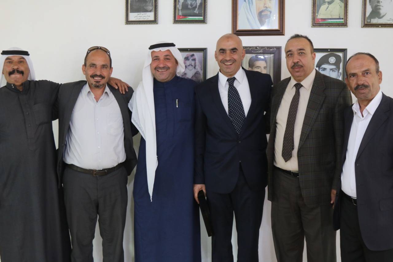 قبيلة العجارمه تكرم ابنها  الضابط هايل الدروبي  لجهوده المميزه في جهاز الأمن العام 