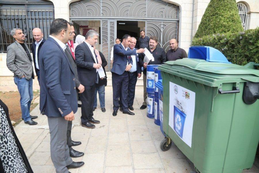 إطلاق مشروع فرز النفايات الورقية في منطقة الجبيهة