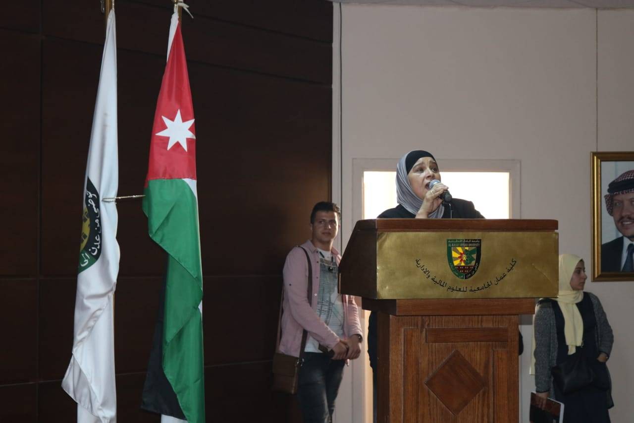 كلية عمان الجامعية تكرم طلبتھا الفائزین في مسابقة التمیز المحاسبي  ومسابقة سبارك-للابداع والريادة لعام  2019