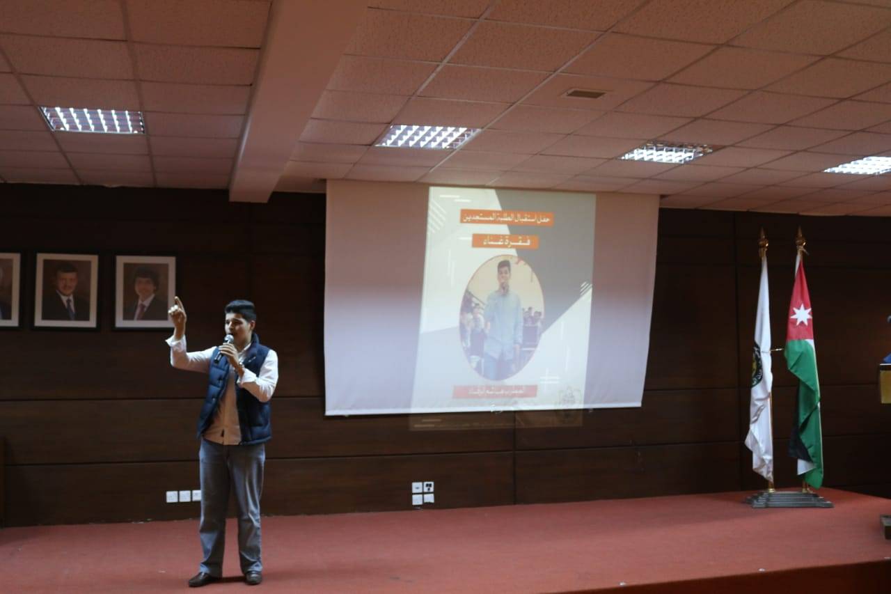 كلية عمان الجامعية تكرم طلبتھا الفائزین في مسابقة التمیز المحاسبي  ومسابقة سبارك-للابداع والريادة لعام  2019