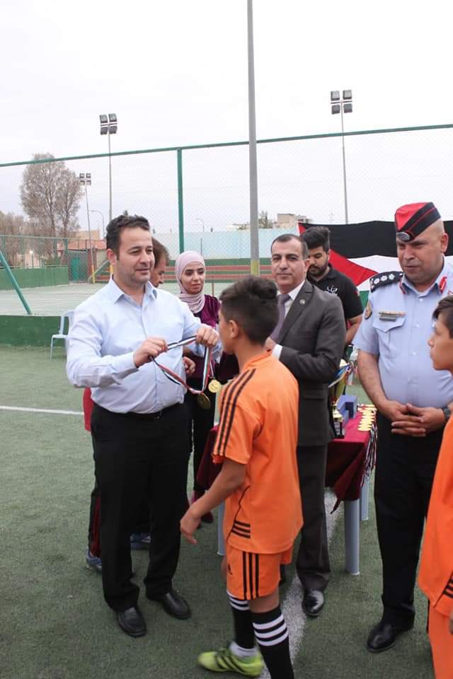 وزير الثقافة ووزير الشباب يرعى ختام بطولة كاس مدينة الزرقاء الكروية