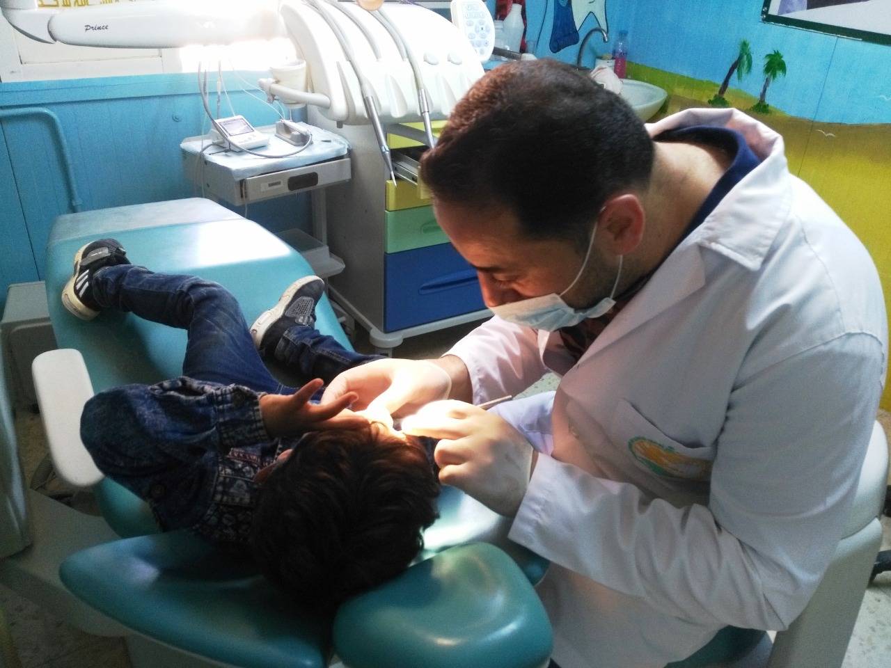 عيادات طب الاسنان التابعة لمركز الملك سلمان في مخيم الزعتري تتعامل مع 1236 حالة خلال شهر سيبتمبر 