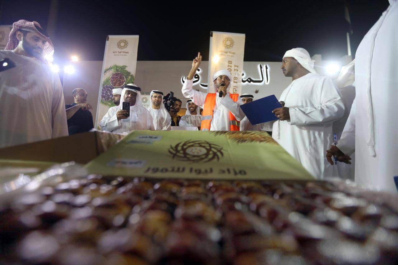 فعاليات مزاد ليوا للتمور تنطلق بحلّتها التراثية يوم غدٍ الجمعة من منطقة الظفرة