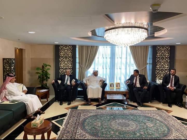 رئيس هيئة مديري جامعة جدارا يشارك في إجتماع رجال الأعمال الأردنيين والقطريين في الدوحة