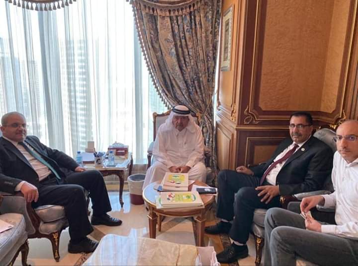 رئيس هيئة مديري جامعة جدارا يشارك في إجتماع رجال الأعمال الأردنيين والقطريين في الدوحة