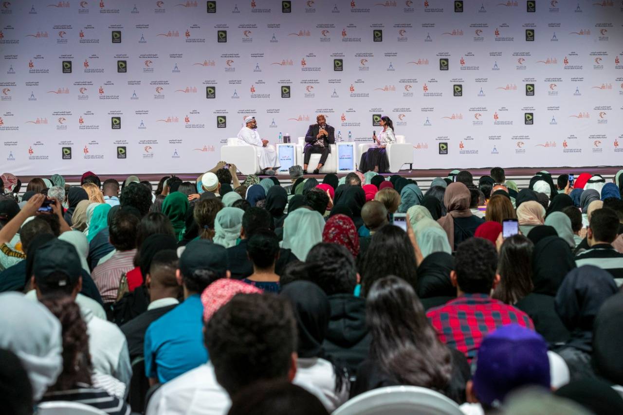 الإعلامي الأمريكي ستيف هارفي: حاكم الشارقة منحني الراحة والطمأنينة بما أنا عليه