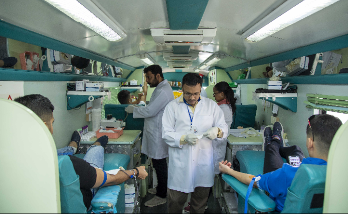 حملة للتبرع بالدم في جامعة عجمان