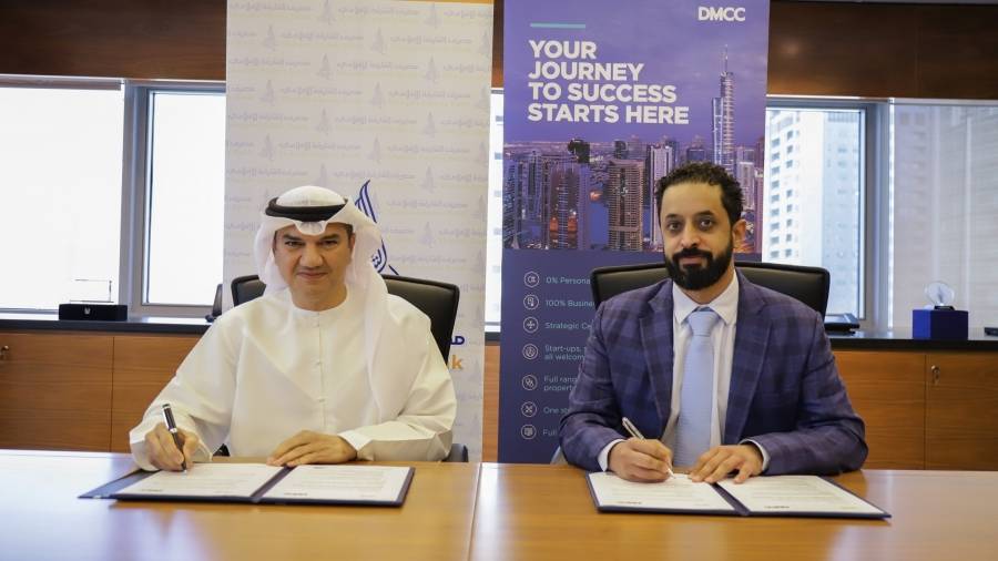 مصرف الشارقة الإسلامي یطلق خدمة مرابحة السلع بالتعاون مع مركز دبي للسلع المتعددة