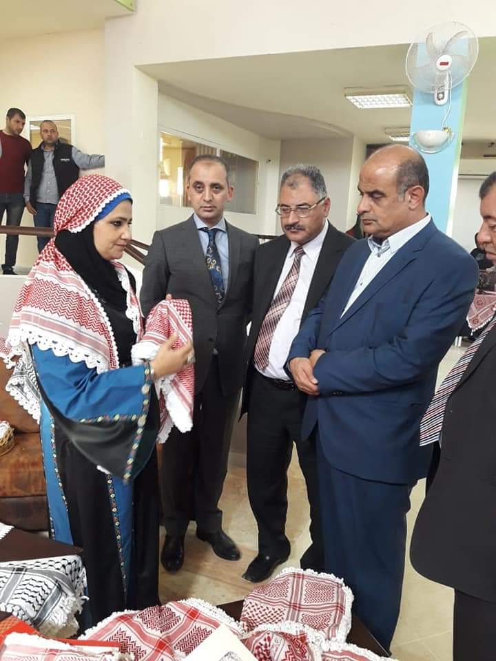 البلقاء التطبيقية تقيم مهرجان وبازار الزيتون الاول