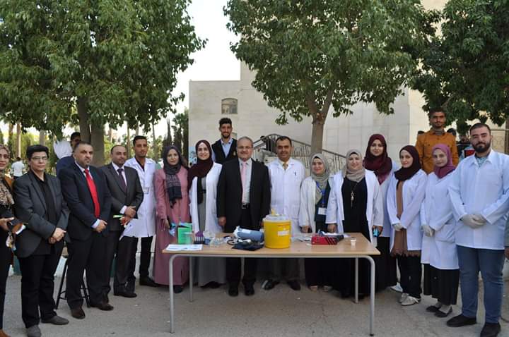 رئيس جامعة جدارا يفتتح اليوم الصحي لكلية الصيدلة